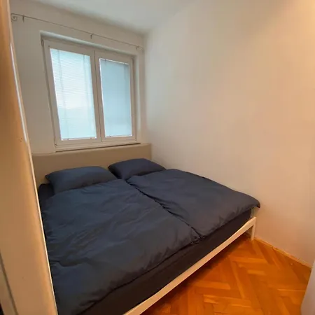 Utulny U Kryteho Bazenu. Apartament Ostrawa
